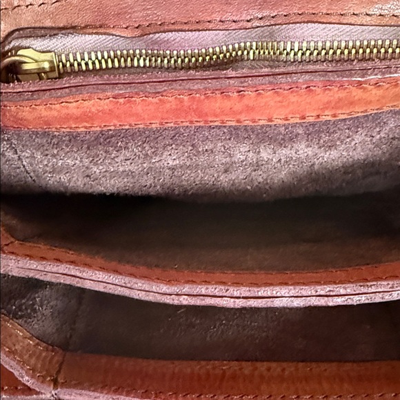 Campomaggi “Agneses shoulder/crossbody bag” in rich cognac leather. NWT! - Picture 5 of 7